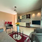 Brand24 * Vlorë